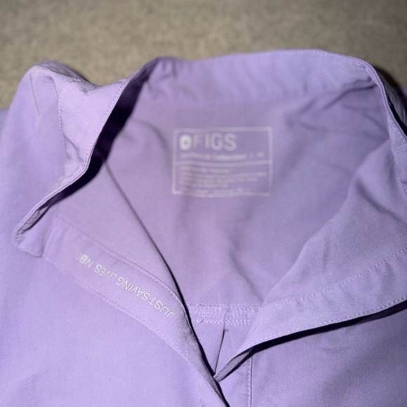 Figs Rafaela Oversized Scrub Top - Picture 2 of 3
